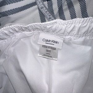 XL white Calvin Klein above the knee swim trunks